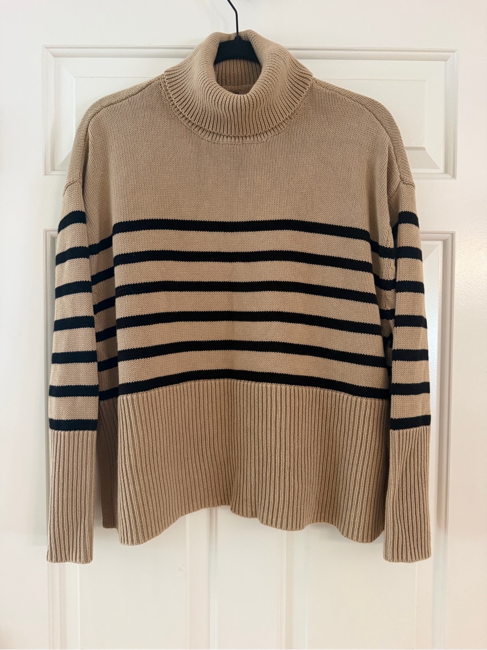 GAP Striped Turtleneck Sweater in Beige and Black